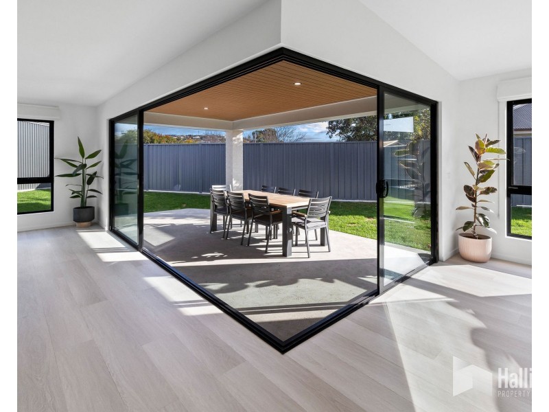 24 Hugo Court, Ulverstone TAS 7315