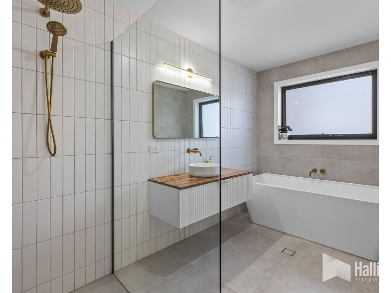 24 Hugo Court, Ulverstone TAS 7315