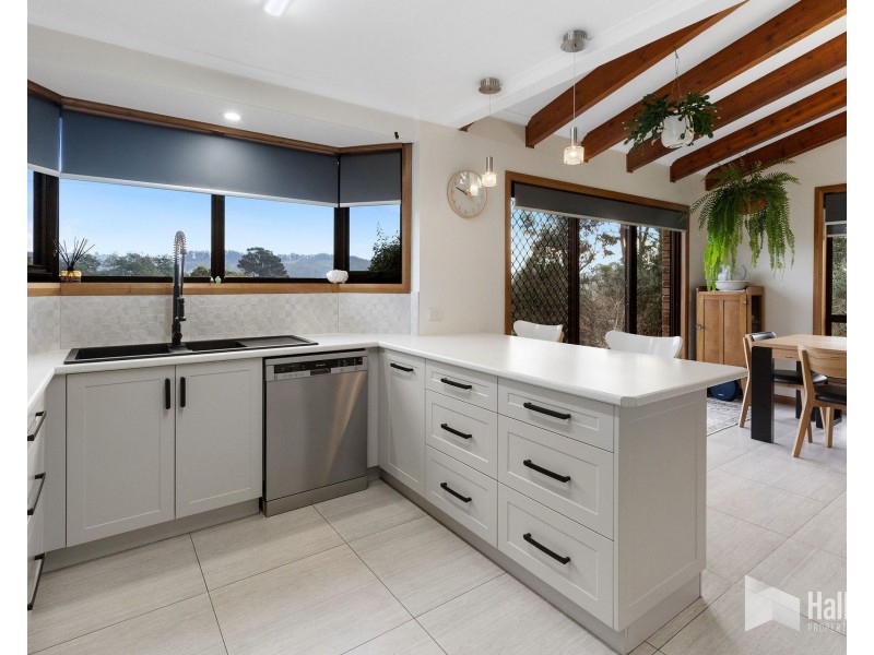 93 Cornwall Road, Acacia Hills TAS 7306