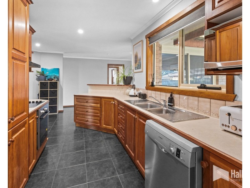 162 James Street, Devonport TAS 7310