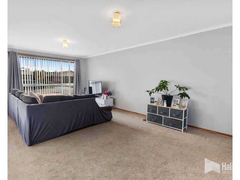 33 Greenway Avenue, Devonport TAS 7310