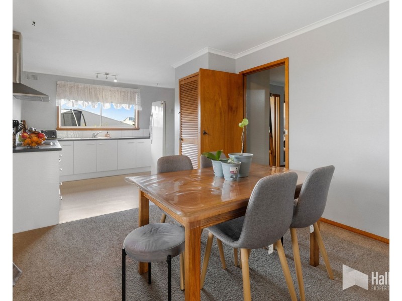 33 Greenway Avenue, Devonport TAS 7310