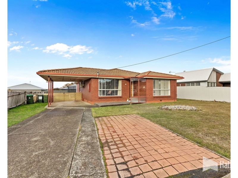 33 Greenway Avenue, Devonport TAS 7310
