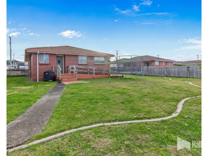 33 Greenway Avenue, Devonport TAS 7310