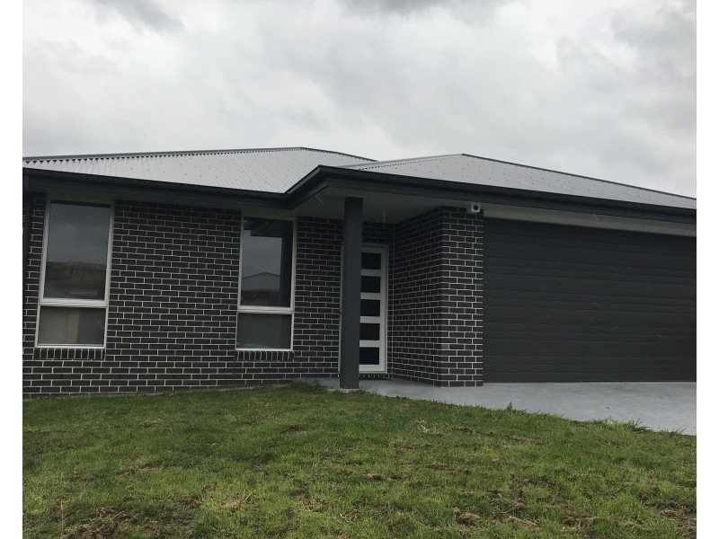 39 Dana Drive, Devonport TAS 7310