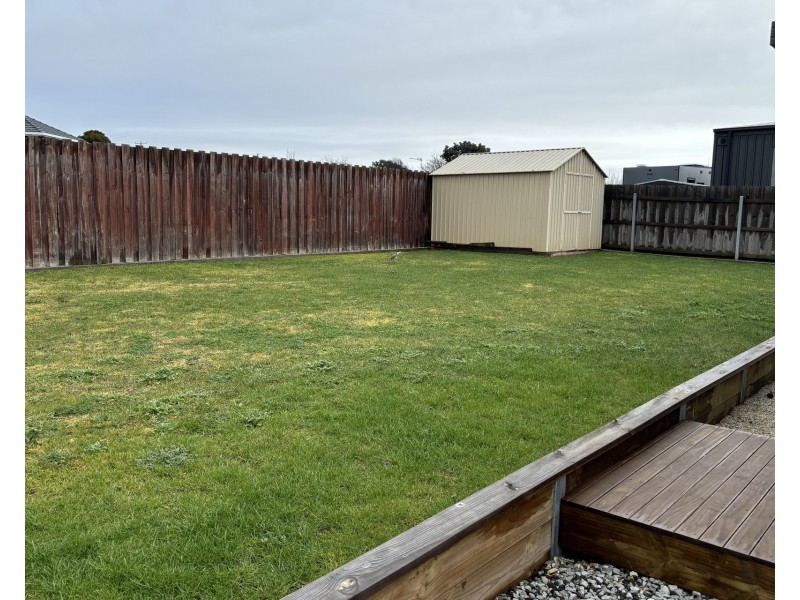 12 Charlotte Gardens, Devonport TAS 7310