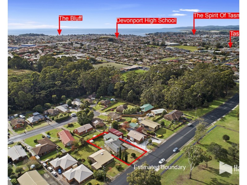 8 Lawrence Drive, Devonport TAS 7310