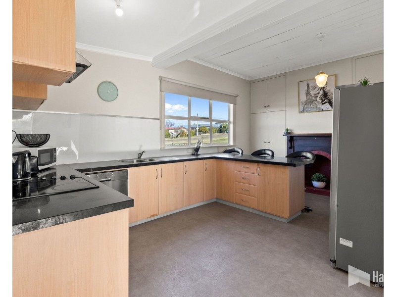 181 Main Street, Sheffield TAS 7306