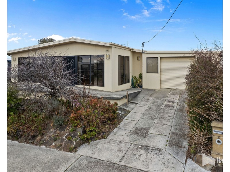 4 Freer Street, Shearwater TAS 7307