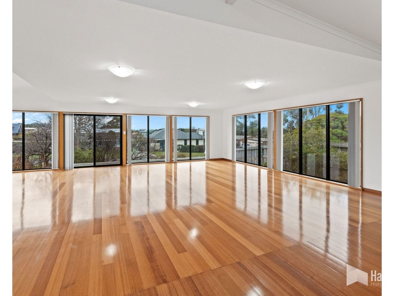 4 Freer Street, Shearwater TAS 7307