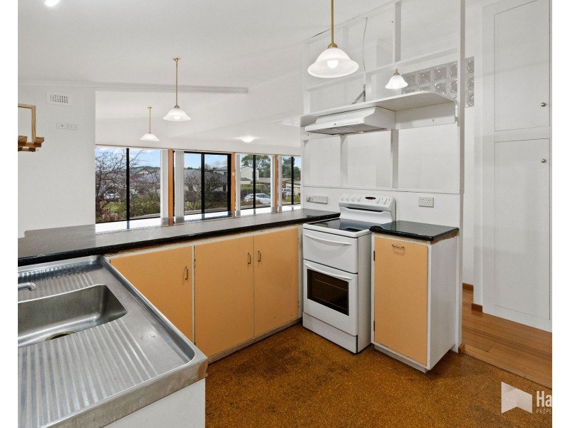 4 Freer Street, Shearwater TAS 7307