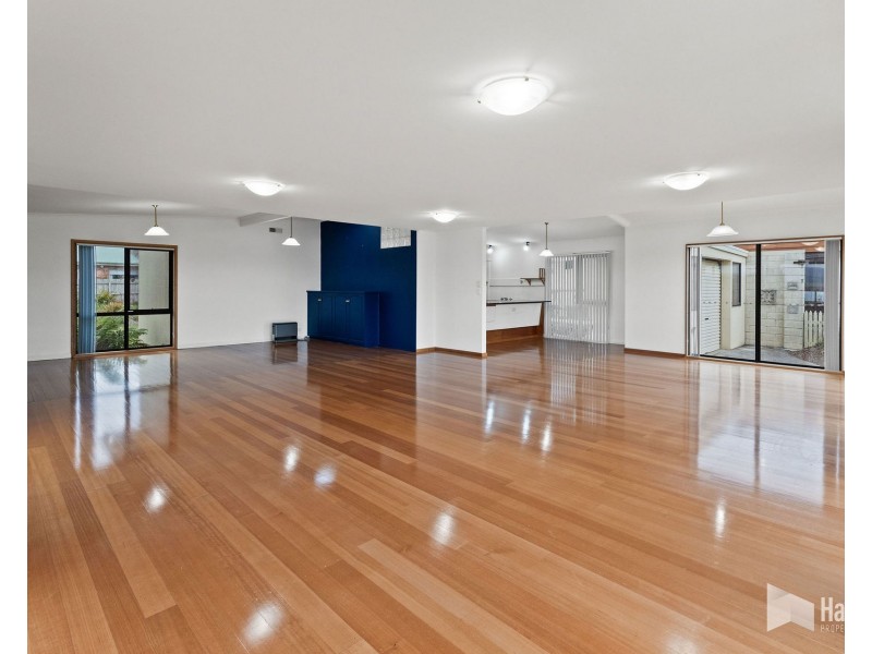 4 Freer Street, Shearwater TAS 7307