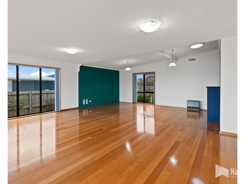 4 Freer Street, Shearwater TAS 7307