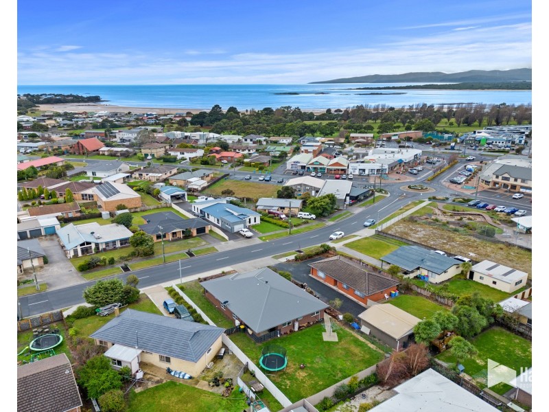 14 Club Drive, Shearwater TAS 7307