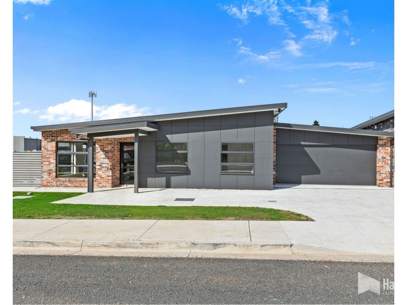 1/28 Gadsby Street, Stony Rise TAS 7310