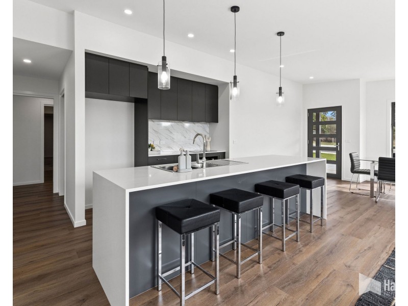 1/28 Gadsby Street, Stony Rise TAS 7310