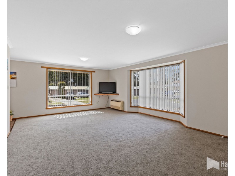 2/13 Arden Avenue, Devonport TAS 7310