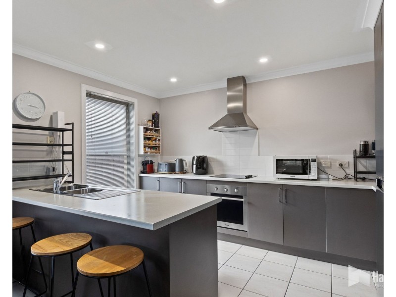 1/2-3 Washington Drive, Stony Rise TAS 7310