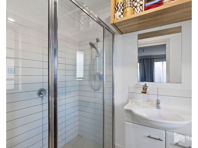 1/2-3 Washington Drive, Stony Rise TAS 7310