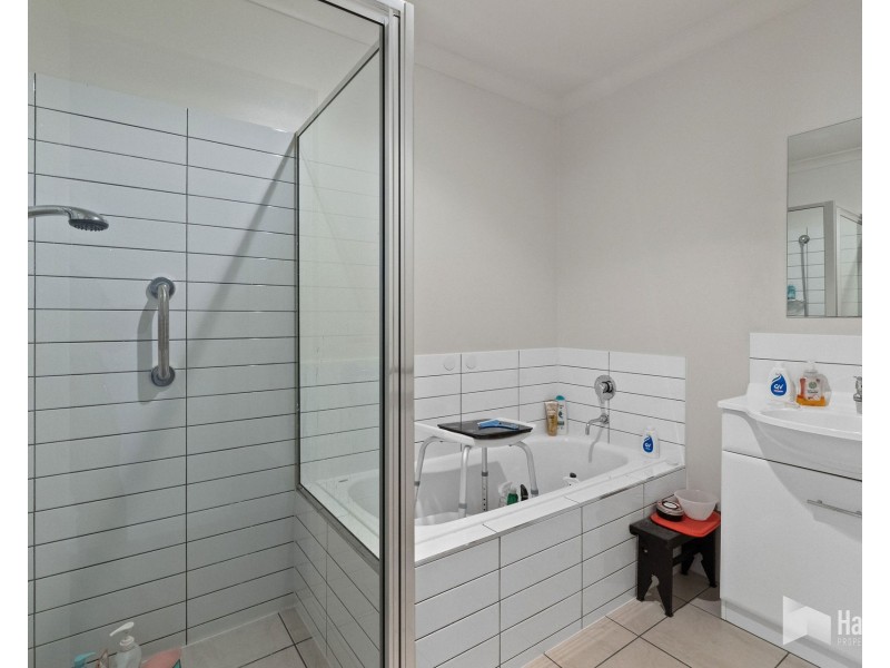 1/2-3 Washington Drive, Stony Rise TAS 7310