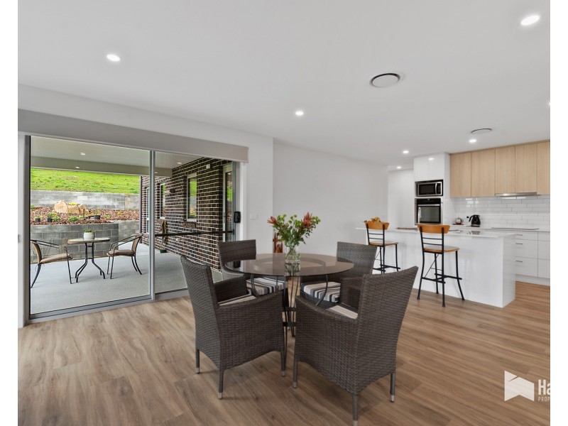 65 River Road, Ambleside TAS 7310