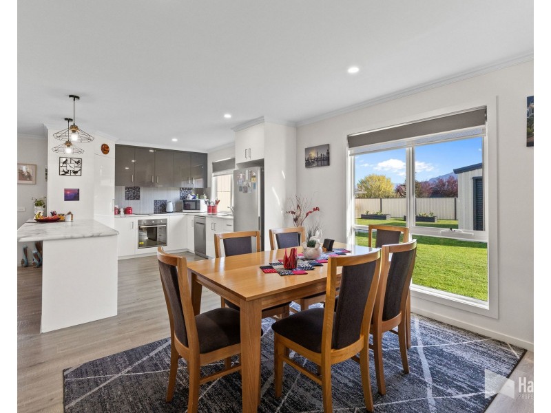 130a Main Street, Sheffield TAS 7306