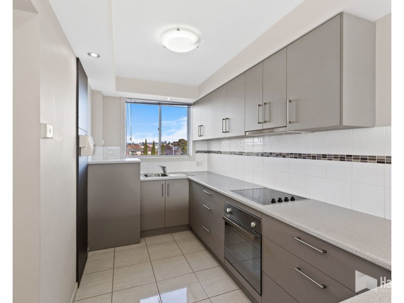 10/38 Victoria Parade, Devonport TAS 7310