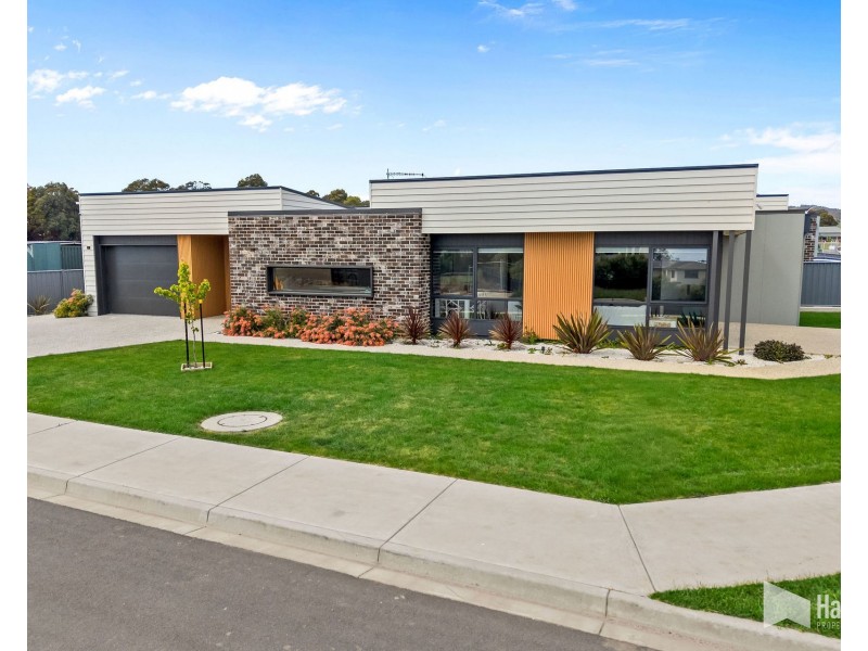 8 Cassia Drive, Ulverstone TAS 7315