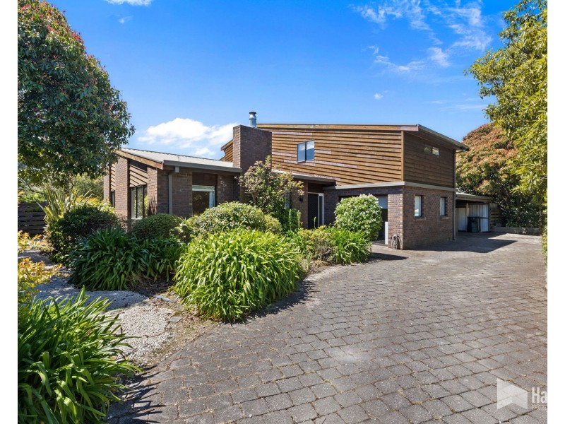 41 Highfield Road, Ambleside TAS 7310