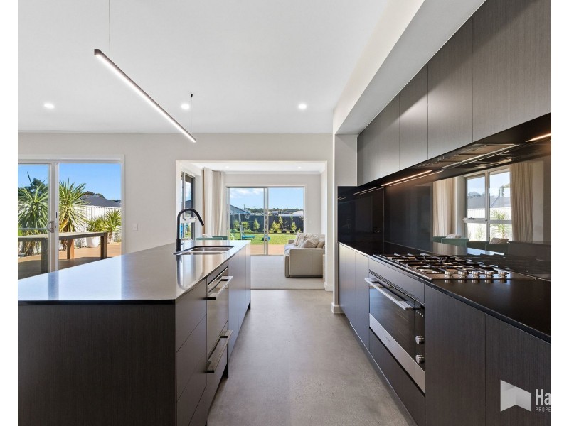 20 Mason Place, Shearwater TAS 7307