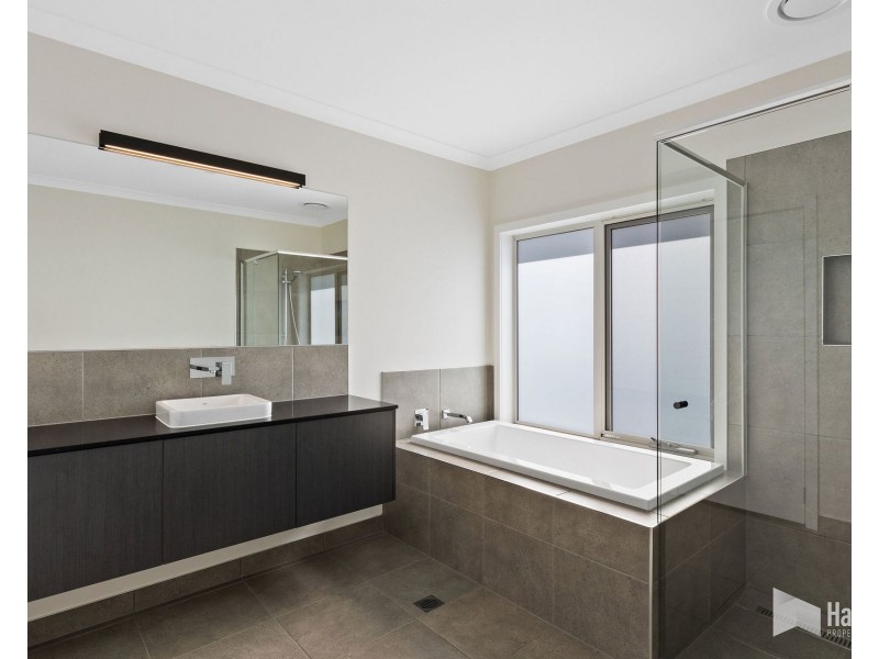 20 Mason Place, Shearwater TAS 7307