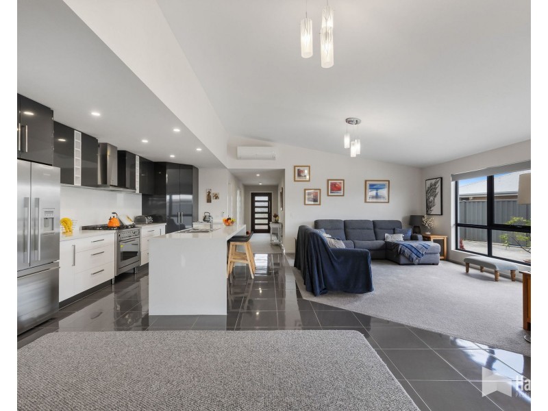 39 Haven Drive, Shearwater TAS 7307