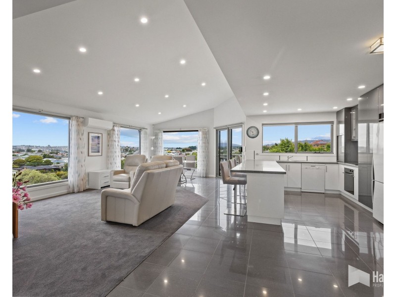 115 James Street, Devonport TAS 7310