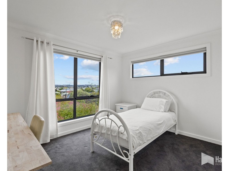 115 James Street, Devonport TAS 7310