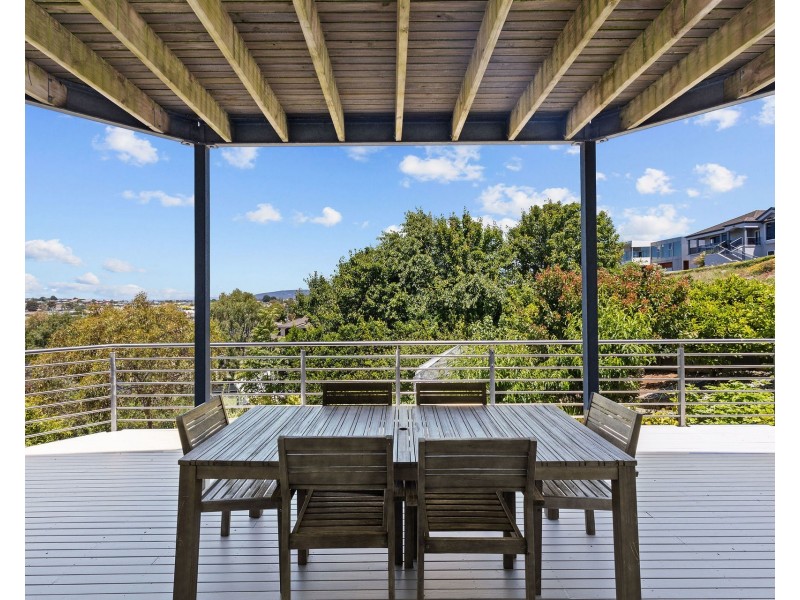 115 James Street, Devonport TAS 7310