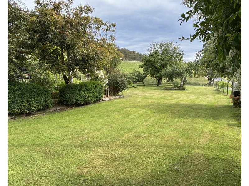 11 Squibbs Road, Spreyton TAS 7310