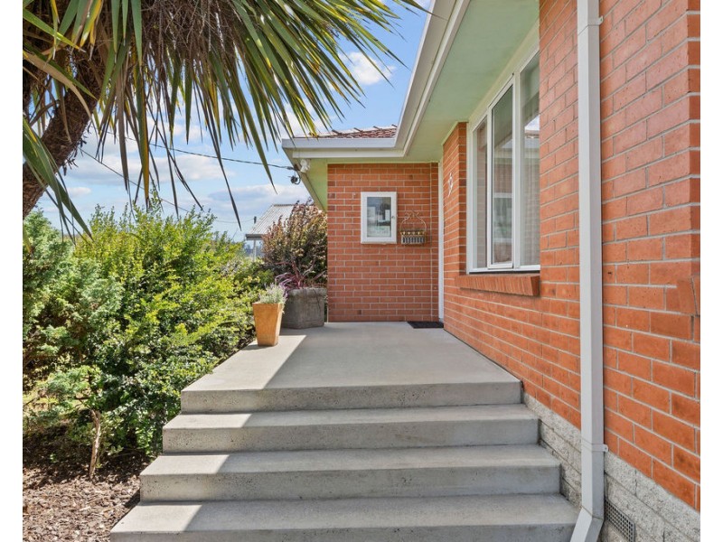 75  Lewis Street, Latrobe TAS 7307