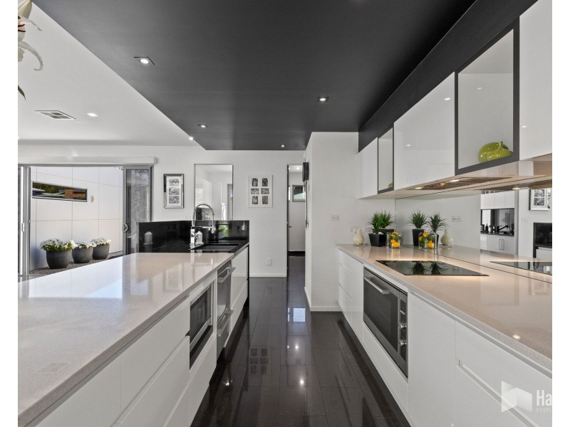 21 Coles Beach Road, Devonport TAS 7310