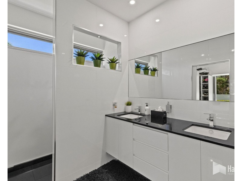 21 Coles Beach Road, Devonport TAS 7310