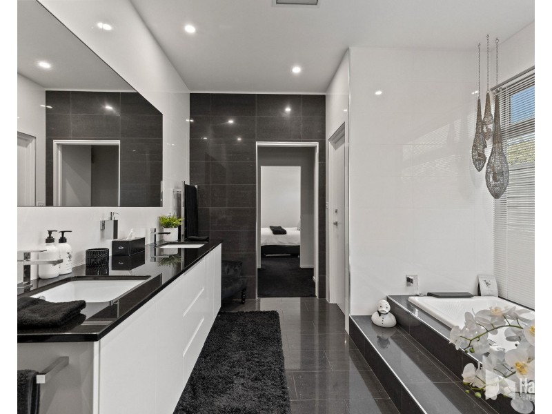 21 Coles Beach Road, Devonport TAS 7310