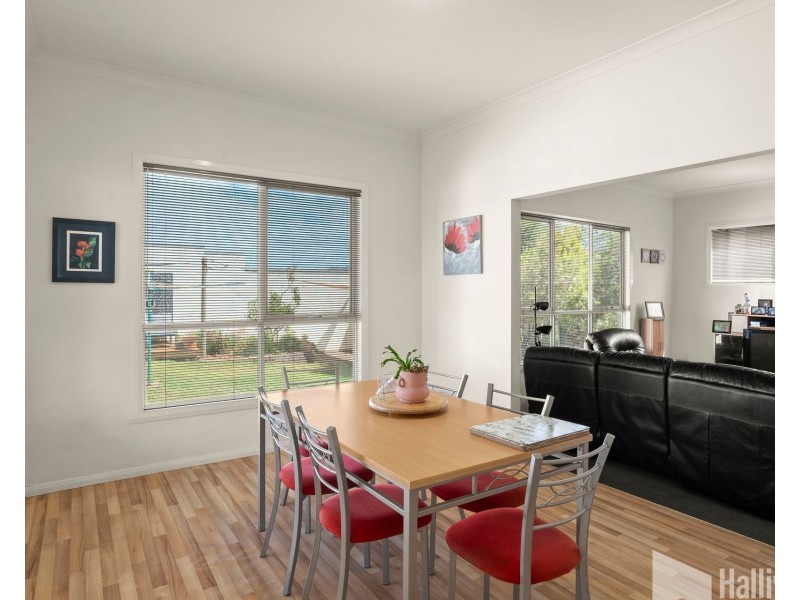 17 Hilltop Avenue, Devonport TAS 7310