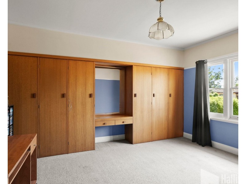 17 Hilltop Avenue, Devonport TAS 7310