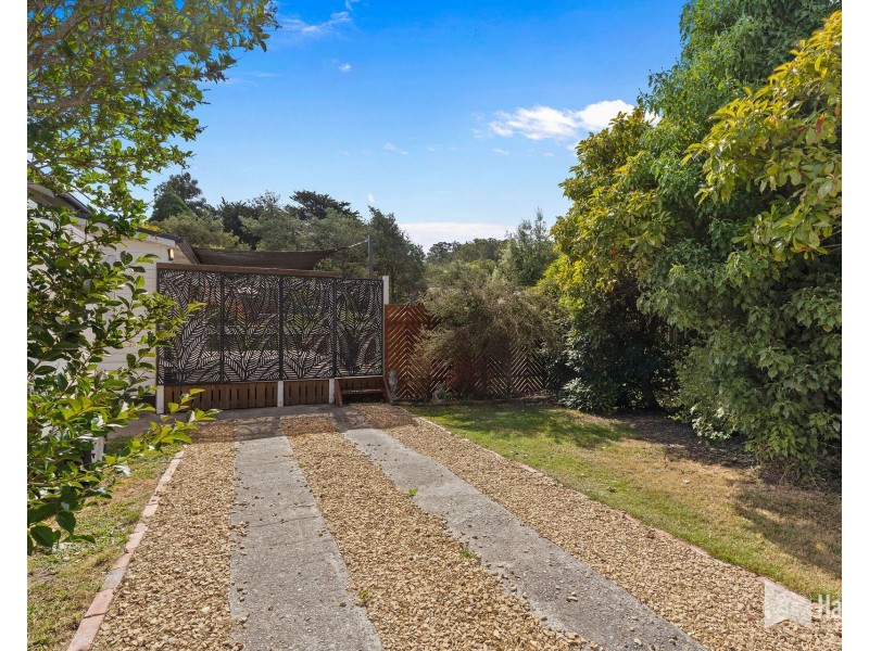 11 Forth Street, Latrobe TAS 7307