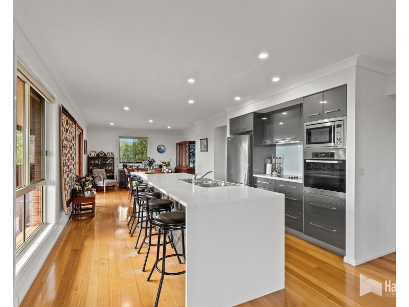16 Highfield Road, Ambleside TAS 7310