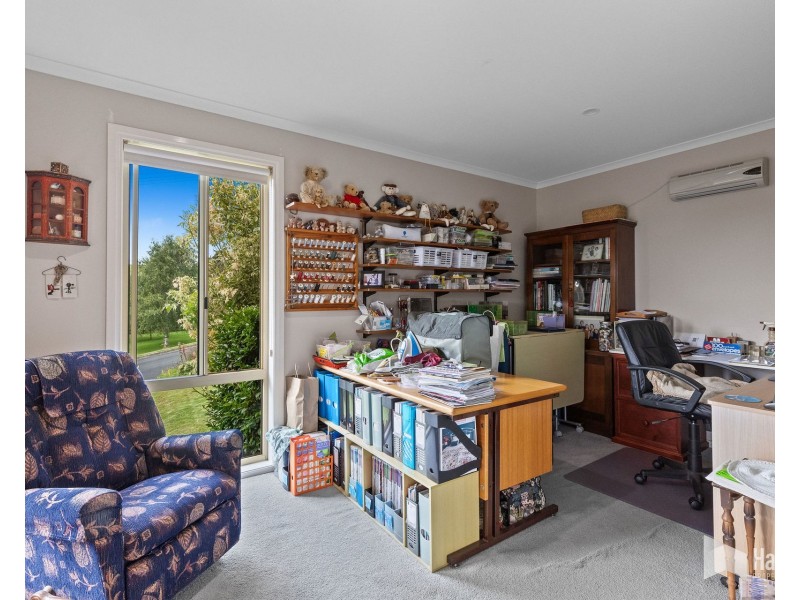 16 Highfield Road, Ambleside TAS 7310