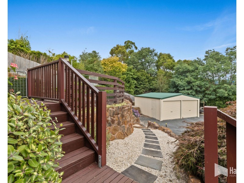 16 Highfield Road, Ambleside TAS 7310