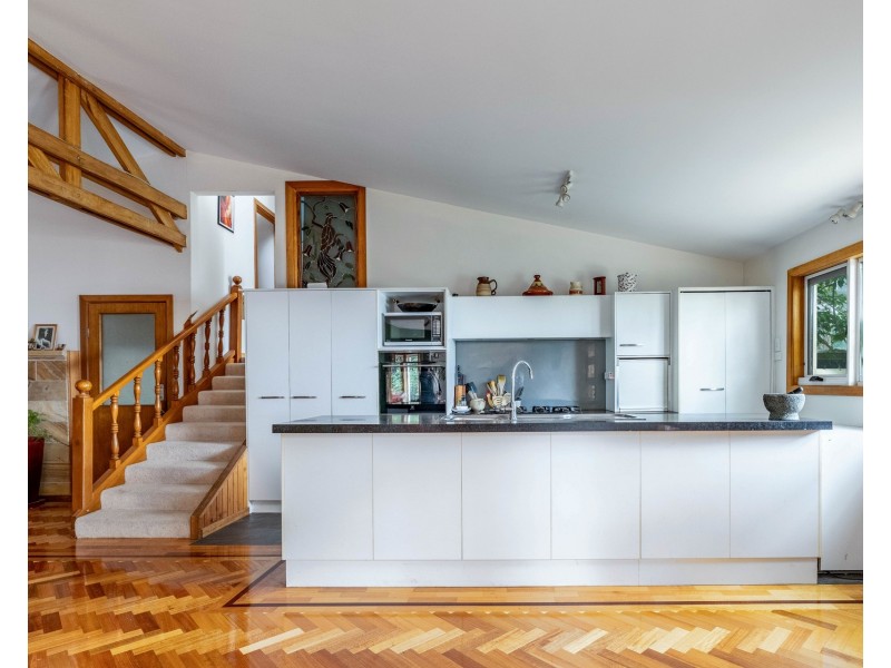 18 Seaside Crescent, Penguin TAS 7316