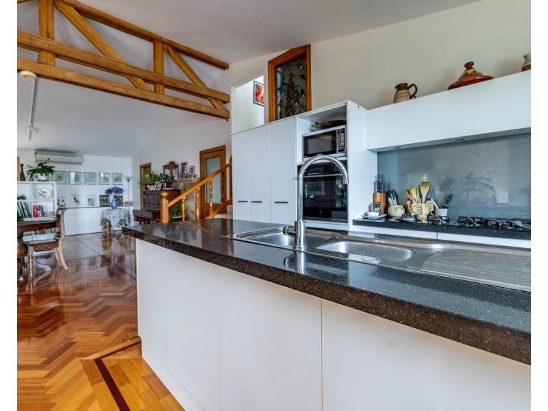 18 Seaside Crescent, Penguin TAS 7316