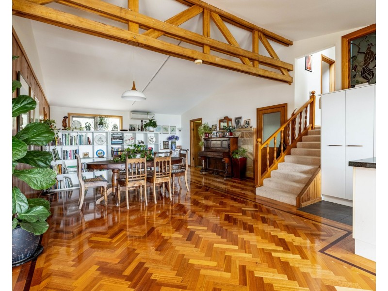 18 Seaside Crescent, Penguin TAS 7316