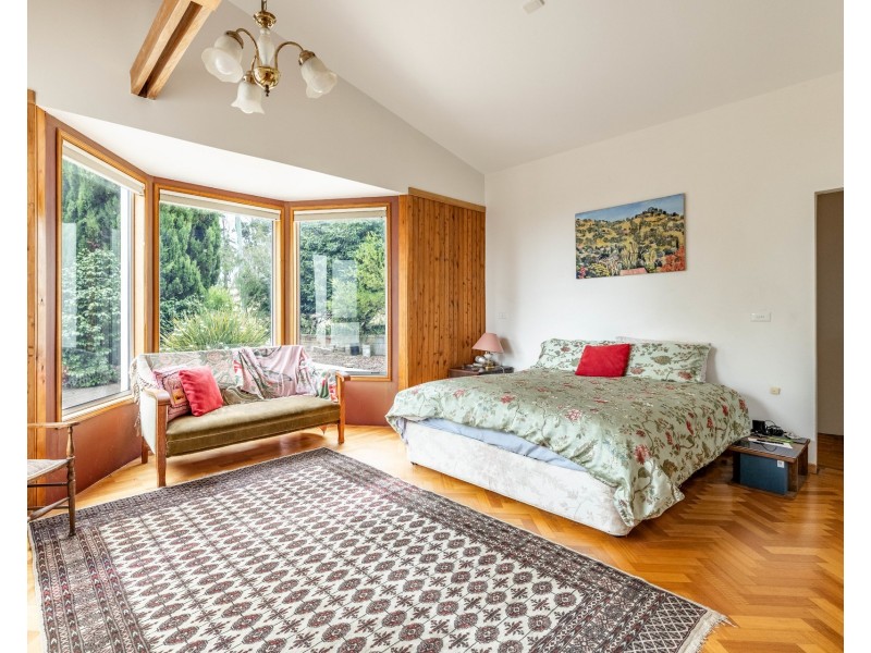 18 Seaside Crescent, Penguin TAS 7316